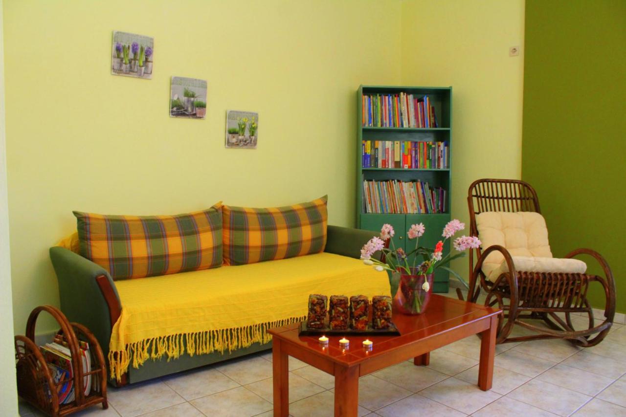 Tzaneria Apartments Skiathos Kanapitsa  Екстериор снимка