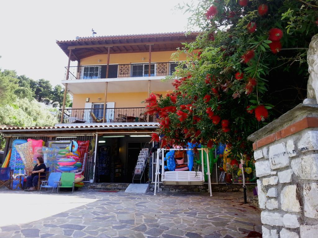 Tzaneria Apartments Skiathos Kanapitsa  Екстериор снимка